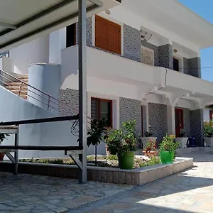 Besnik, For Rent Vlorë